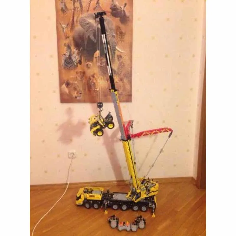 MOC-5740 New Classic GMK6400 Mobile Crane Building Block Model4174 Pieces, Birthday and Christmas Toy Gift for Boys and Children
MOC-5740 New Classic GMK6400 Mobile Crane Building Block Model4174 Pieces, Birthday and Christmas Toy Gift for Boys and Children