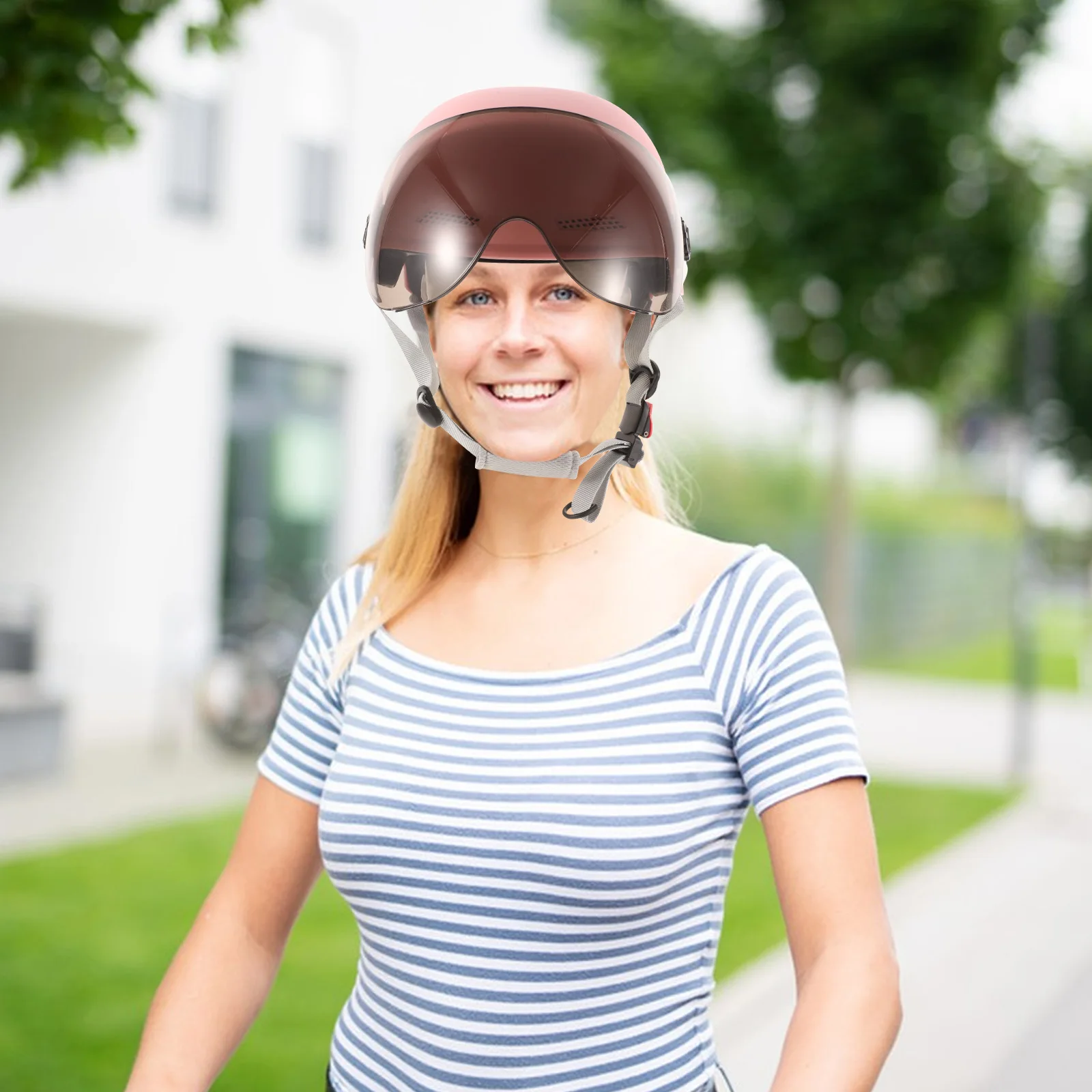 Motorcycle Scooter Bike Protective Gear Riding Supplies Safety ABS Material Comfortable Durable Design For Men Women 
Motorcycle Scooter Bike Protective Gear Riding Supplies Safety ABS Material Comfortable Durable Design For Men Women