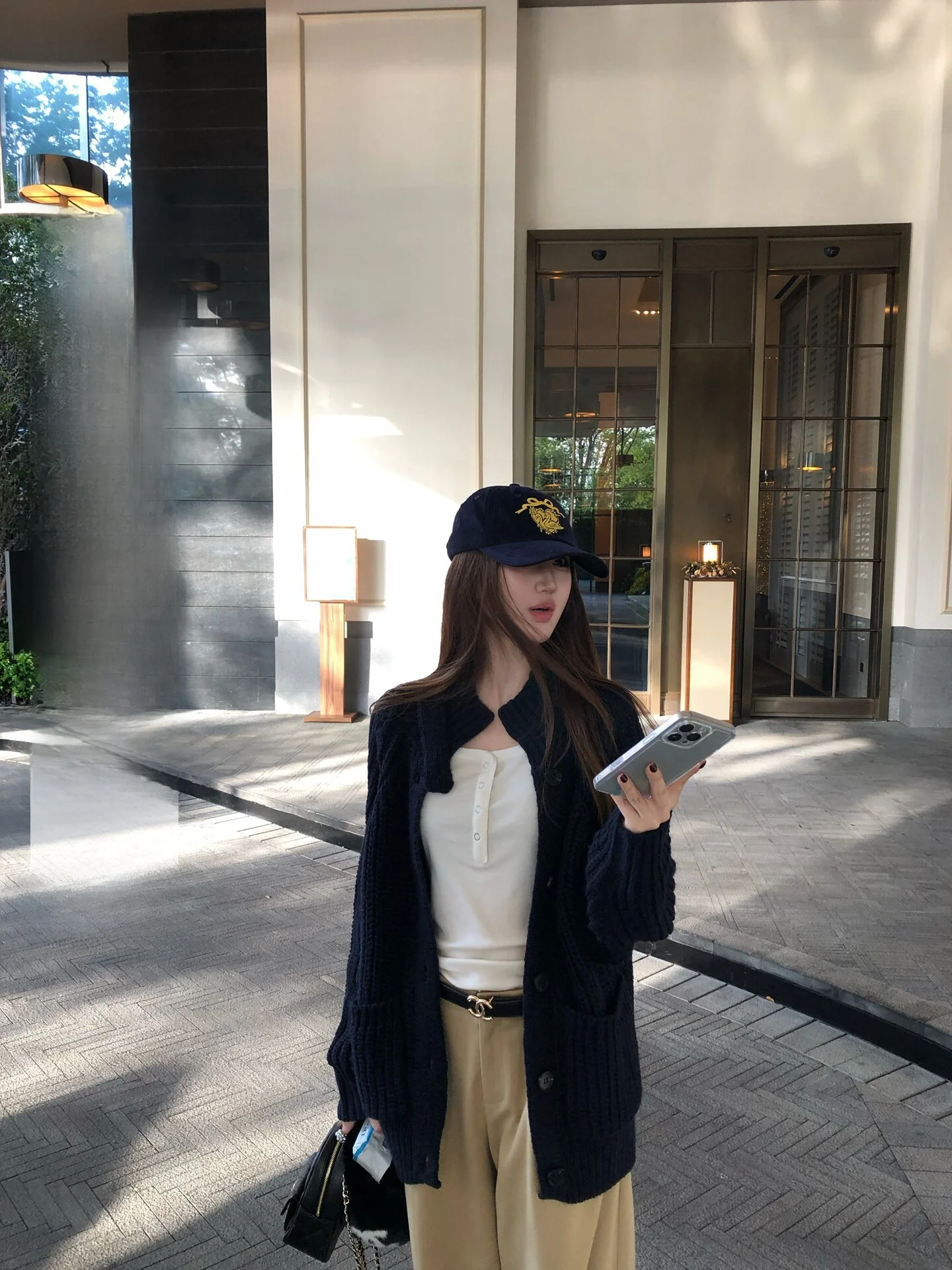 Meyes Edinburgh Diary Casual Style Loose Fit Dark Blue Knitted Jacket Women's Short Outerwear Long Sleeve Non-fading Daily Wear
Meyes Edinburgh Diary Casual Style Loose Fit Dark Blue Knitted Jacket Women's Short Outerwear Long Sleeve Non-fading Daily Wear