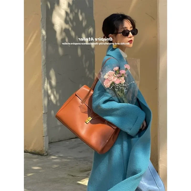 2023 Korean Fashion Lazy Loose Cardigan for Women Vintage Long Sweaters Knitwears Winter Coat Tops Knit Female Mujer Style
2023 Korean Fashion Lazy Loose Cardigan for Women Vintage Long Sweaters Knitwears Winter Coat Tops Knit Female Mujer Style