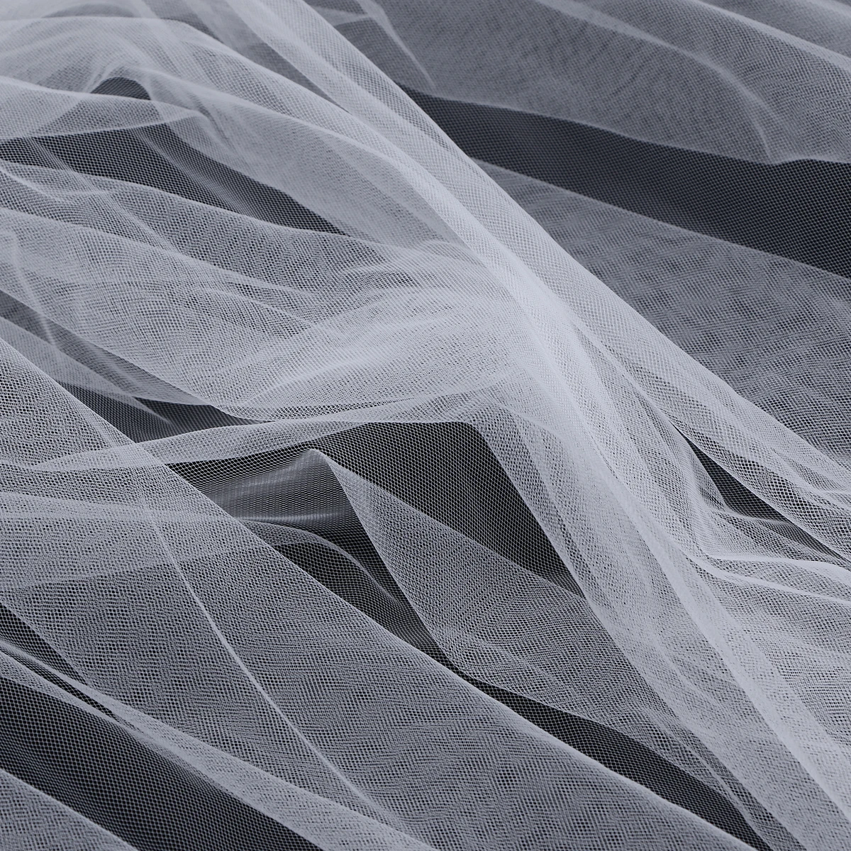 Simple Long Elegant Single Layer Pure White Wedding Veil Bridal Veils Comb Bridal Hair Ornament for Bride Wedding Veil
Simple Long Elegant Single Layer Pure White Wedding Veil Bridal Veils Comb Bridal Hair Ornament for Bride Wedding Veil