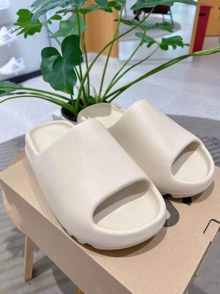 Top Quality EVA Slippers Summer Men's Slides Brand Men Women Slipper Indoor Orginal Unisex Sandals Casual Shoes Flip-flops Beach
Top Quality EVA Slippers Summer Men's Slides Brand Men Women Slipper Indoor Orginal Unisex Sandals Casual Shoes Flip-flops Beach