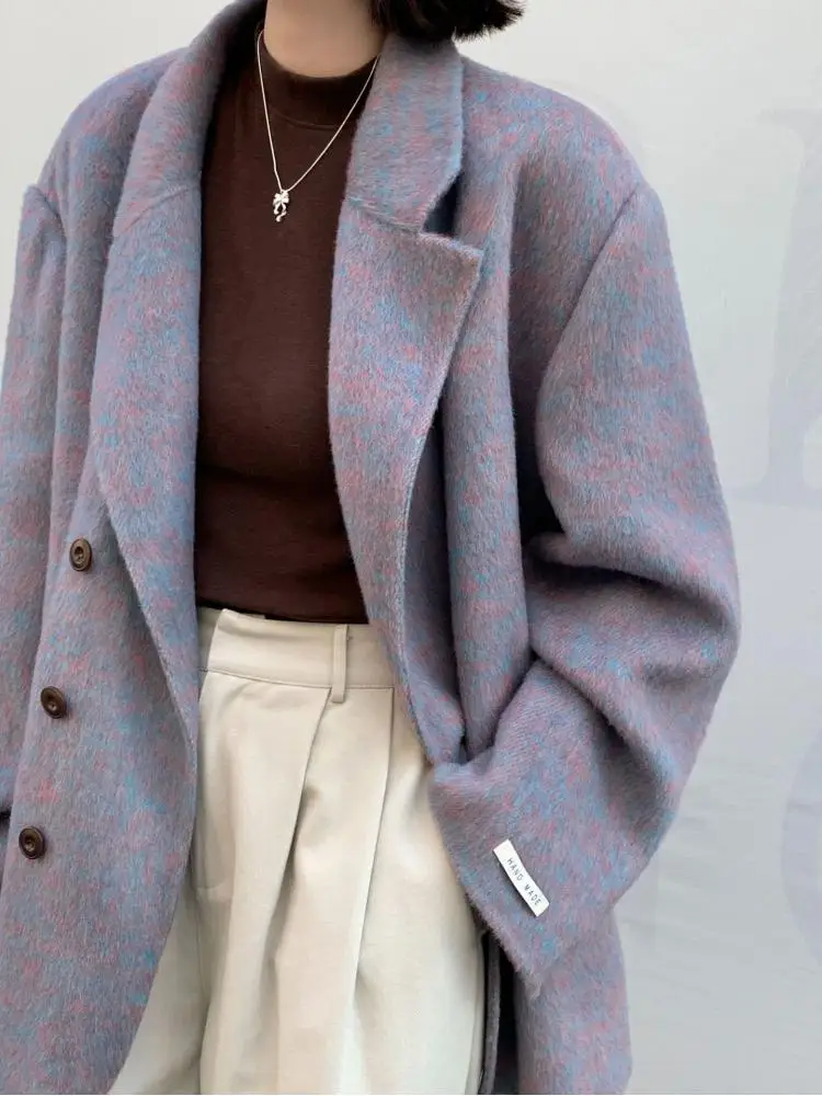 Офисный женский шерстяной костюм, короткие куртки, осень-зима 2022, однобортные свободные женские шерстяные пальто с подкладкой на плечах
Офисный женский шерстяной костюм, короткие куртки, осень-зима 2022, однобортные свободные женские шерстяные пальто с подкладкой на плечах