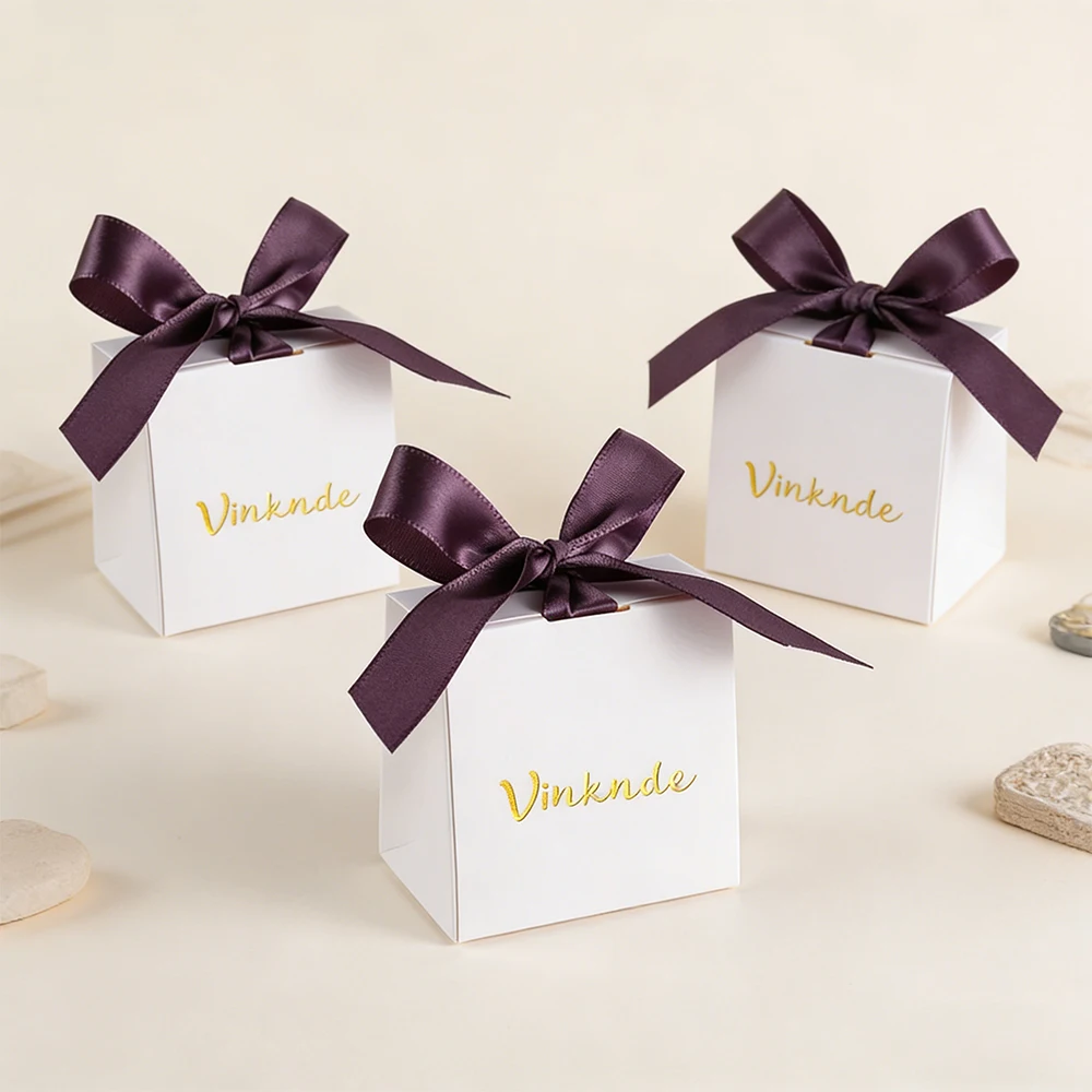 Custom Logo 7x5x7cm Small White Square Candy Box Empty Gift Jewelry Packaging Ribbon Bow for Weddings Parties Birthdays Party
Custom Logo 7x5x7cm Small White Square Candy Box Empty Gift Jewelry Packaging Ribbon Bow for Weddings Parties Birthdays Party