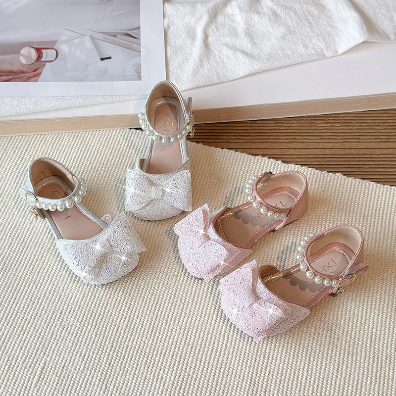 Kids Crystal Shoes Summer Style Soft Sole Princess Shoes for Kids Toddlers Ages 1-8 Girls Fashion Performance Shoes Kids Sandals
Kids Crystal Shoes Summer Style Soft Sole Princess Shoes for Kids Toddlers Ages 1-8 Girls Fashion Performance Shoes Kids Sandals
