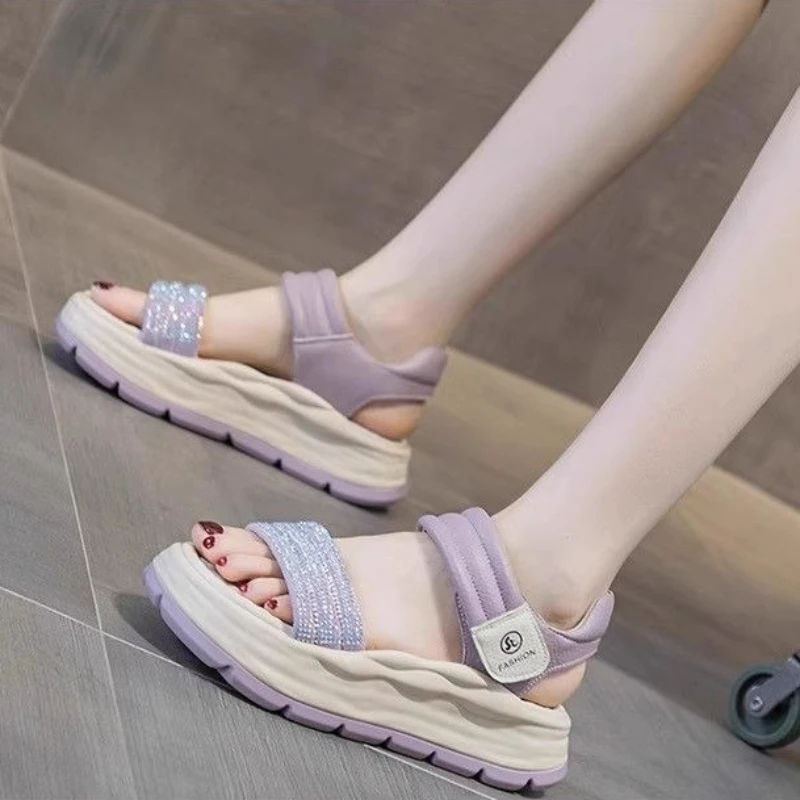 2026 Summer New Girls Sports and Beach Sandals Fashion Princess Soft Sole Korean Style
2026 Summer New Girls Sports and Beach Sandals Fashion Princess Soft Sole Korean Style