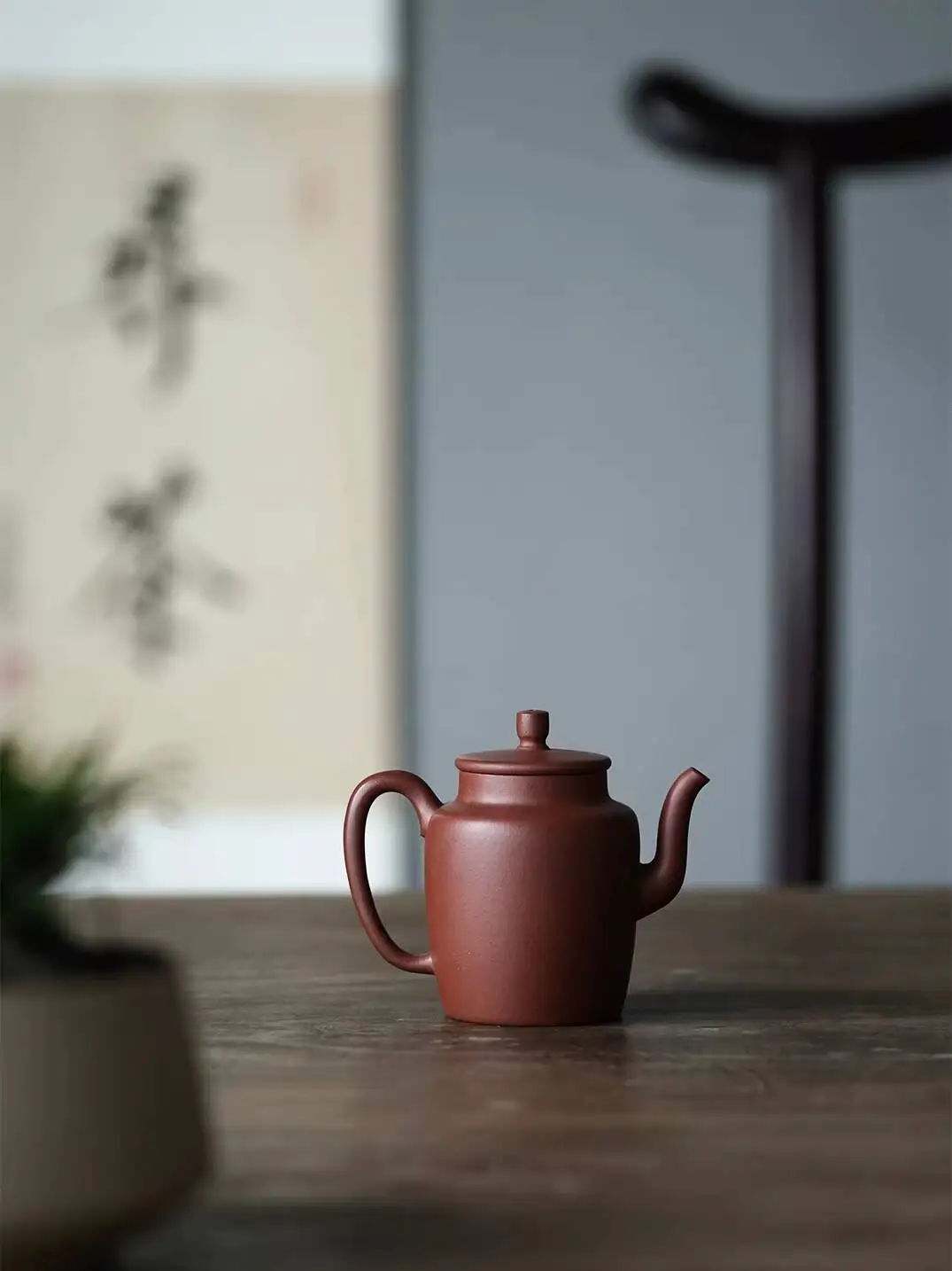 Чайник Yixing Clay в стиле Мин с высокой ручкой, изготовленный из необработанной фиолетовой глины, высококачественный горшок ручной работы для чая кунг-фу и литературы
Чайник Yixing Clay в стиле Мин с высокой ручкой, изготовленный из необработанной фиолетовой глины, высококачественный горшок ручной работы для чая кунг-фу и литературы