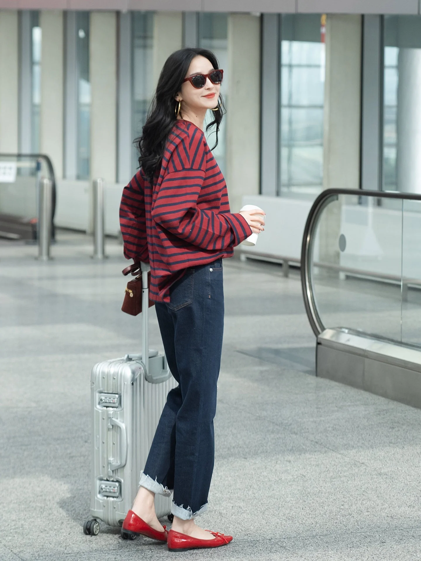 Vintage Wine Red Striped T-Shirt Pure Cotton Loose Fit Elephant And Giraffe Print Spring Unlocking Comfortable Long Sleeve Top
Vintage Wine Red Striped T-Shirt Pure Cotton Loose Fit Elephant And Giraffe Print Spring Unlocking Comfortable Long Sleeve Top