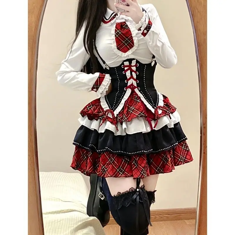Lolita Retro Sweet and Spicy Girlish Style Shirt Strap Waist-Tight Color Contrast Patchwork Puffy Cake Dress Fashion
Lolita Retro Sweet and Spicy Girlish Style Shirt Strap Waist-Tight Color Contrast Patchwork Puffy Cake Dress Fashion