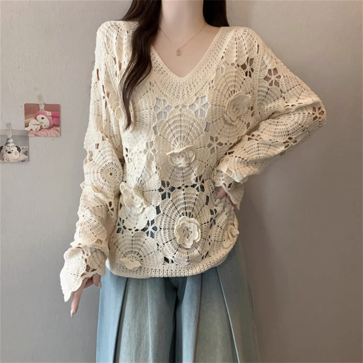 2025 Spring Autumn V-neck Hollow Crochet Sweater Women's Loose Three-dimensional Flower Long Sleeve Bohemian Beach Vacation Top
2025 Spring Autumn V-neck Hollow Crochet Sweater Women's Loose Three-dimensional Flower Long Sleeve Bohemian Beach Vacation Top