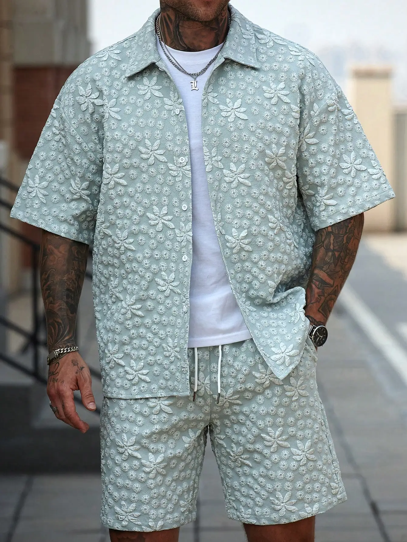 Mens Embroidered Floral Short Sleeve Shirt And Shorts Set Casual Summer Two Piece Outfit
Mens Embroidered Floral Short Sleeve Shirt And Shorts Set Casual Summer Two Piece Outfit