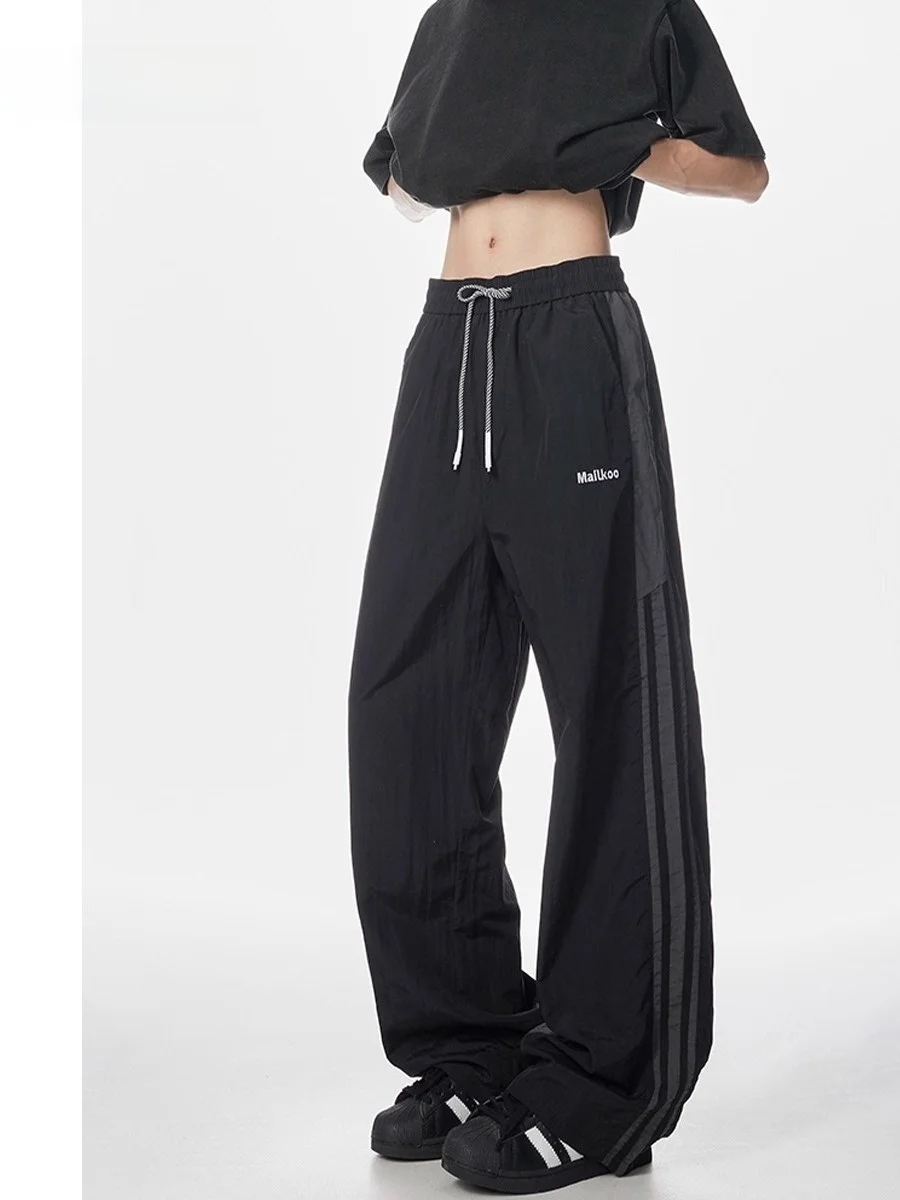 Мужские летние повседневные брюки Outdoor Qui Dry Tee Bar: модные, свободные, с цветными вставками, на шнурке, спортивные, длинные, прямые джинсы
Мужские летние повседневные брюки Outdoor Qui Dry Tee Bar: модные, свободные, с цветными вставками, на шнурке, спортивные, длинные, прямые джинсы