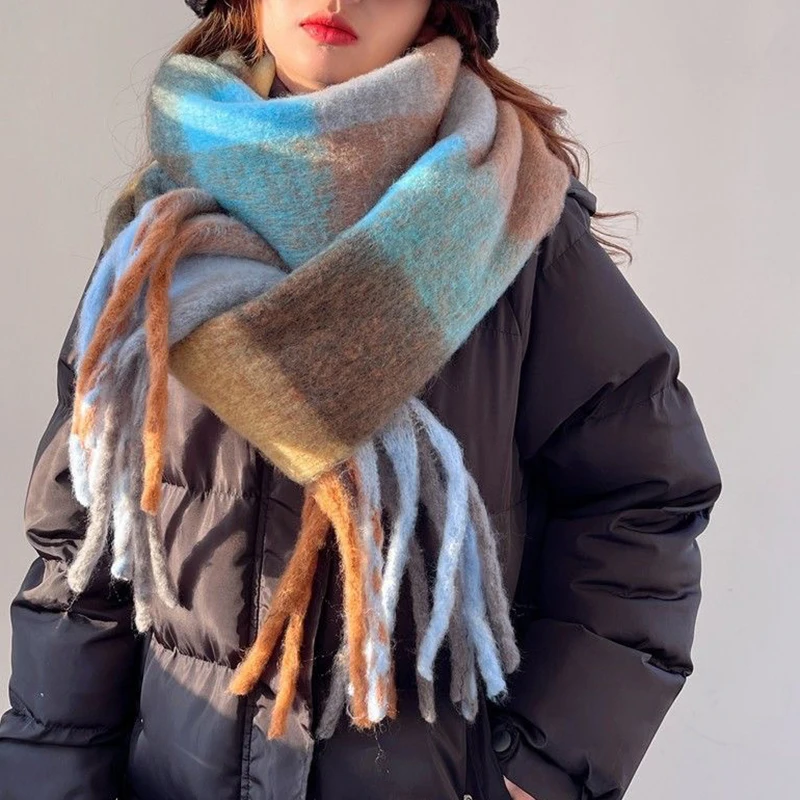 Fashion Trendy Winter Thick Warm Scarf For Women Girls Versatile Plaid Tassels Shawl Contrast Color Neck Protection Scarf 
Fashion Trendy Winter Thick Warm Scarf For Women Girls Versatile Plaid Tassels Shawl Contrast Color Neck Protection Scarf