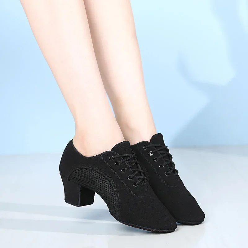 XIHAHA Latin Dance Shoes Jazz Ballroom Dancing Shoes Woman High Heels Children Training Modern Tango Dance Women Sneakers Female
XIHAHA Latin Dance Shoes Jazz Ballroom Dancing Shoes Woman High Heels Children Training Modern Tango Dance Women Sneakers Female