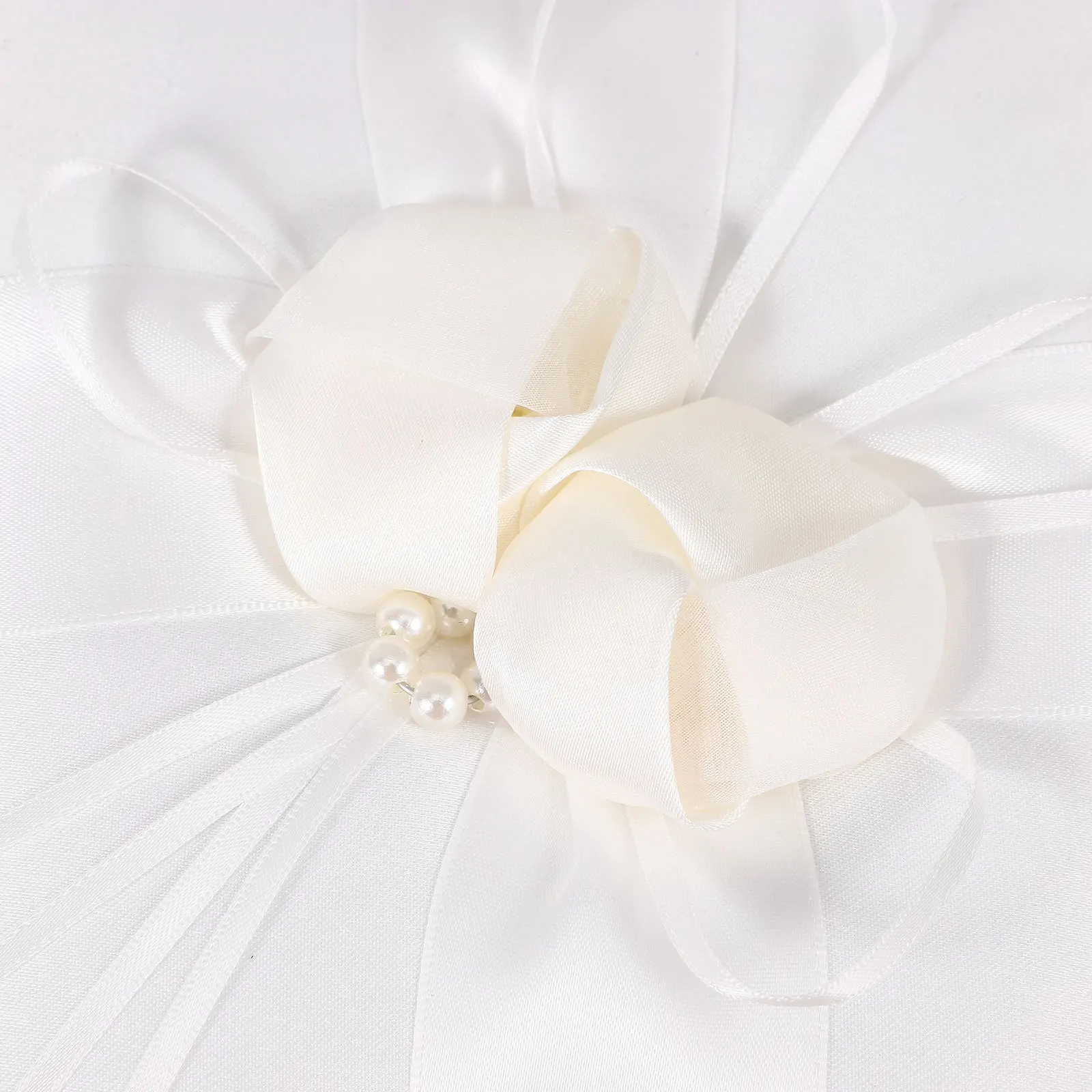 20X20Cm Flower Buds Pillow White Satin Ribbons Bridal Wedding Ceremony Cushion Pocket Ring Bearer Party Decor Wedding Ring
20X20Cm Flower Buds Pillow White Satin Ribbons Bridal Wedding Ceremony Cushion Pocket Ring Bearer Party Decor Wedding Ring