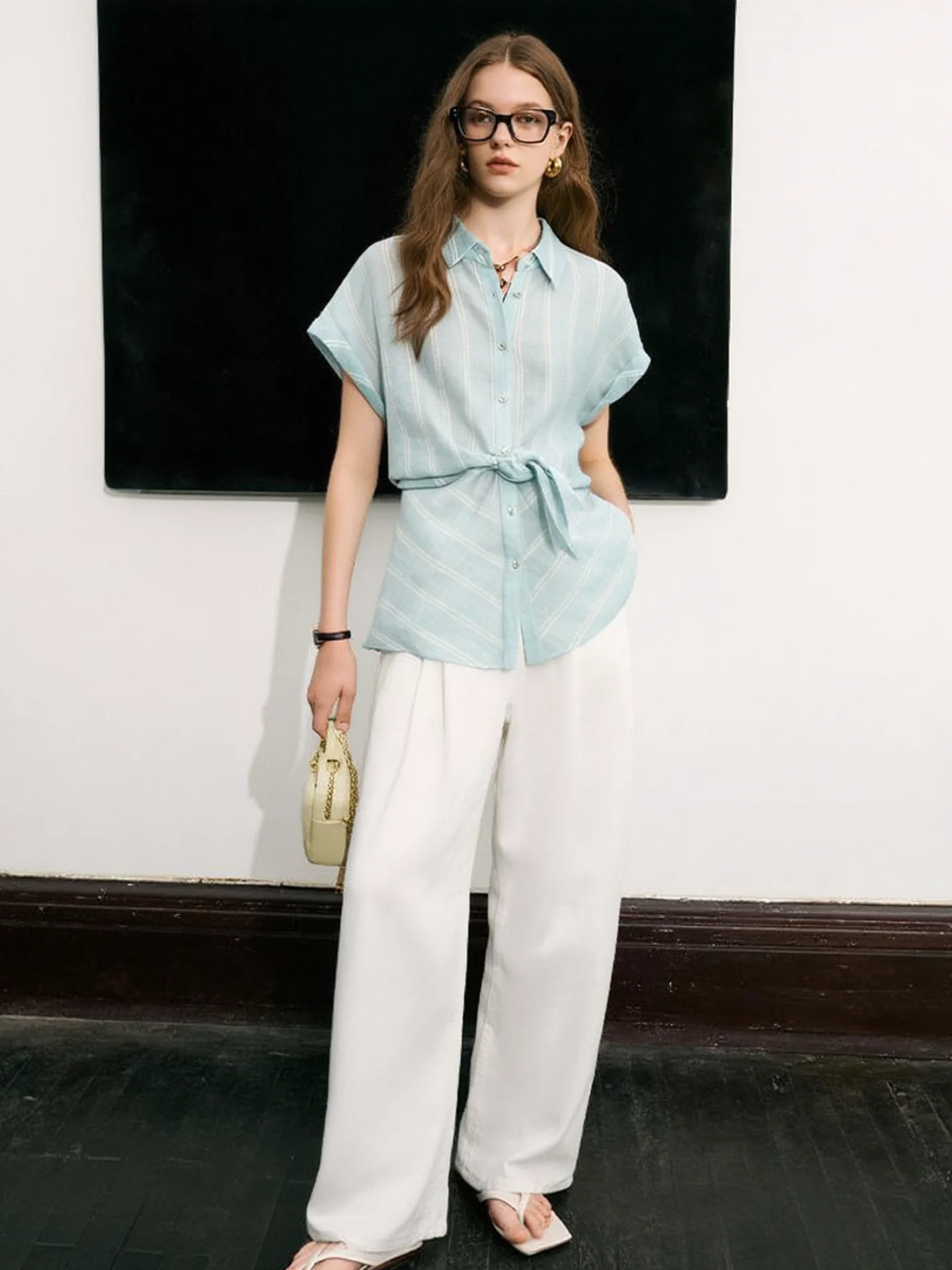 HUAAPPUW Silk Linen Shirt Spring Summer New Navigation Stripes Tie Waist Short Sleeve Women's Comfortable Breathable Top
HUAAPPUW Silk Linen Shirt Spring Summer New Navigation Stripes Tie Waist Short Sleeve Women's Comfortable Breathable Top