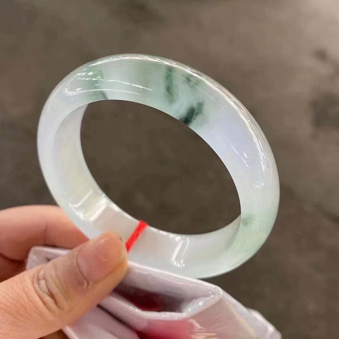 Newest Natural Jadeite High Ice True color Floating Green Bracelet Elegant Jade Bangles Handring women Accessories Jewelry Gift
Newest Natural Jadeite High Ice True color Floating Green Bracelet Elegant Jade Bangles Handring women Accessories Jewelry Gift