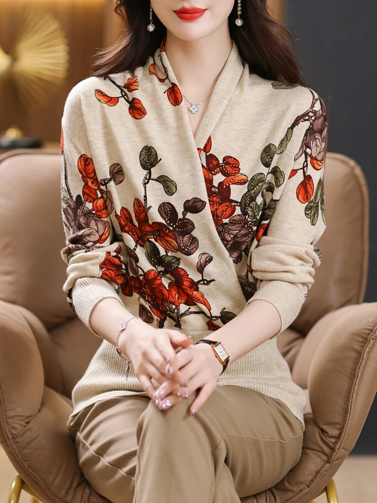 100% Wool Print Sweater Tops Autumn Korean Fashion Women Clothing Long Sleeve Pullover Knitwears V Neck Women's Sweaters
100% Wool Print Sweater Tops Autumn Korean Fashion Women Clothing Long Sleeve Pullover Knitwears V Neck Women's Sweaters