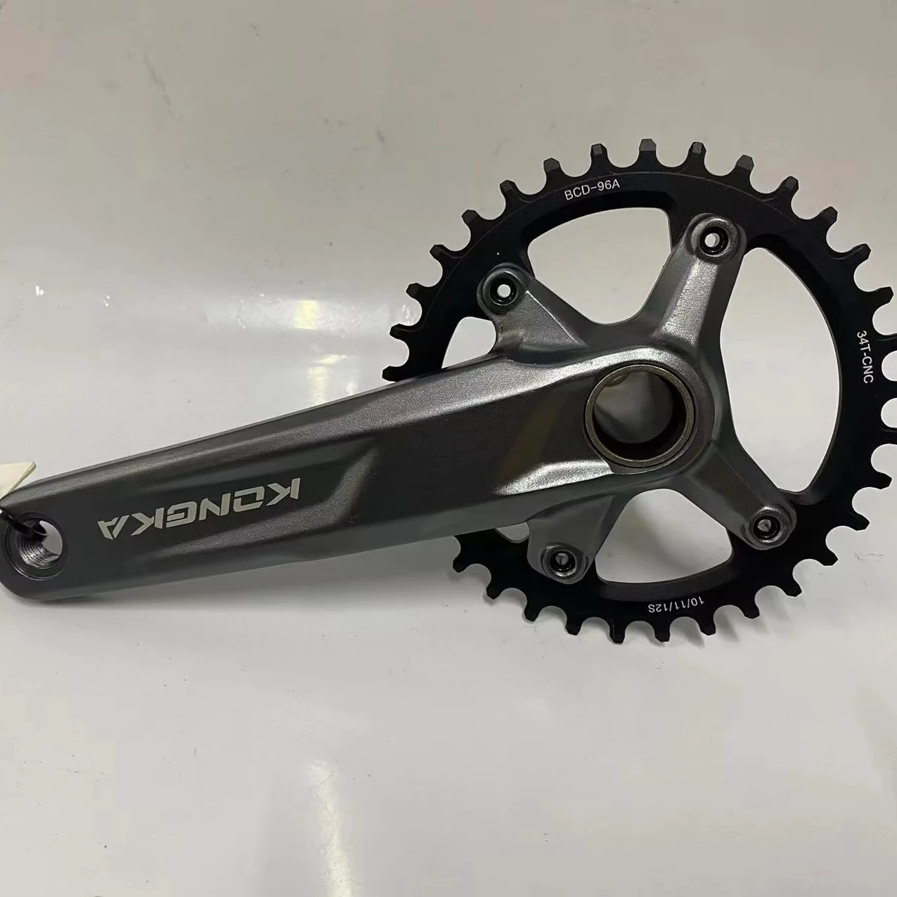 BCD96 Round Asymmetric 30/32/34/36/38T Wide And Narrow Teeth Single Chainring Mountain Hollow Bike Crank MTB Bicycle CranksetAT
BCD96 Round Asymmetric 30/32/34/36/38T Wide And Narrow Teeth Single Chainring Mountain Hollow Bike Crank MTB Bicycle CranksetAT