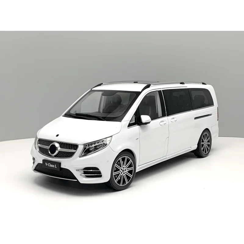 Масштабная модель автомобиля Viano V260L MPV из сплава, 1:18, для взрослых, классическая коллекционная, декоративная, подарочная, статическая, для демонстрации
Масштабная модель автомобиля Viano V260L MPV из сплава, 1:18, для взрослых, классическая коллекционная, декоративная, подарочная, статическая, для демонстрации