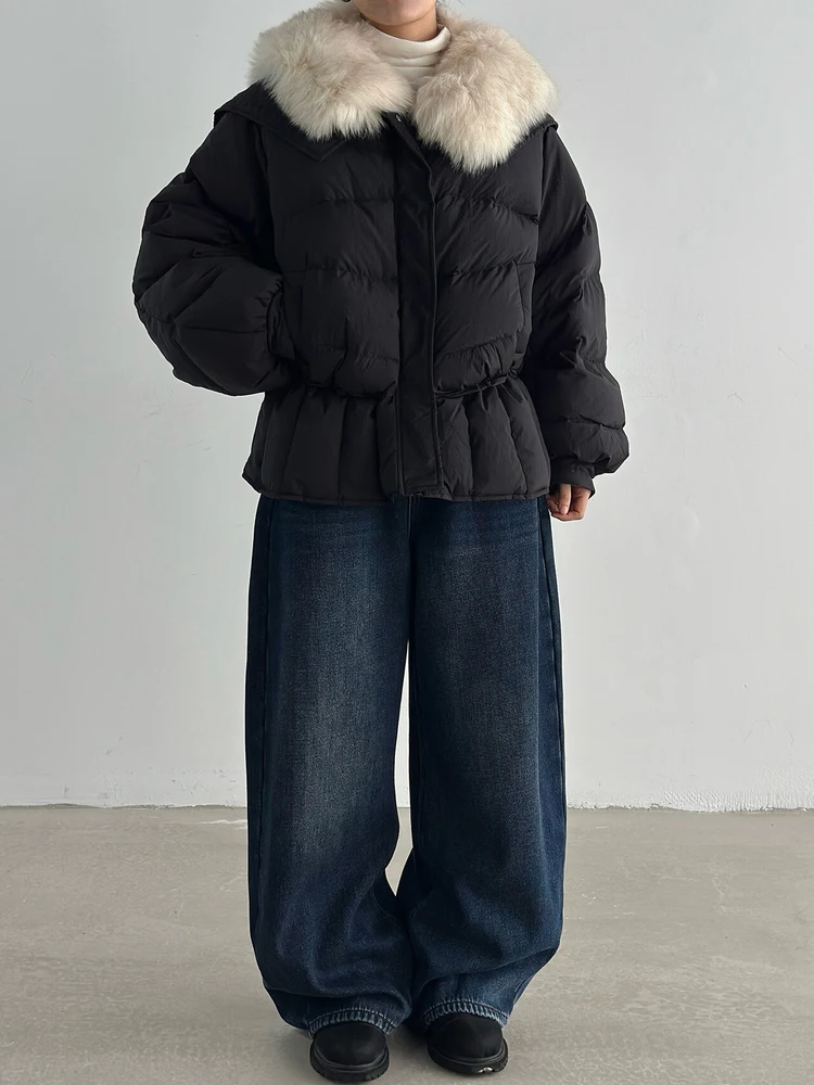 New 2025 Women's Short down Jacket 90 White Duck down Filled Warm Coat with Large Fur Collar Stylish Design Commute Style
New 2025 Women's Short down Jacket 90 White Duck down Filled Warm Coat with Large Fur Collar Stylish Design Commute Style