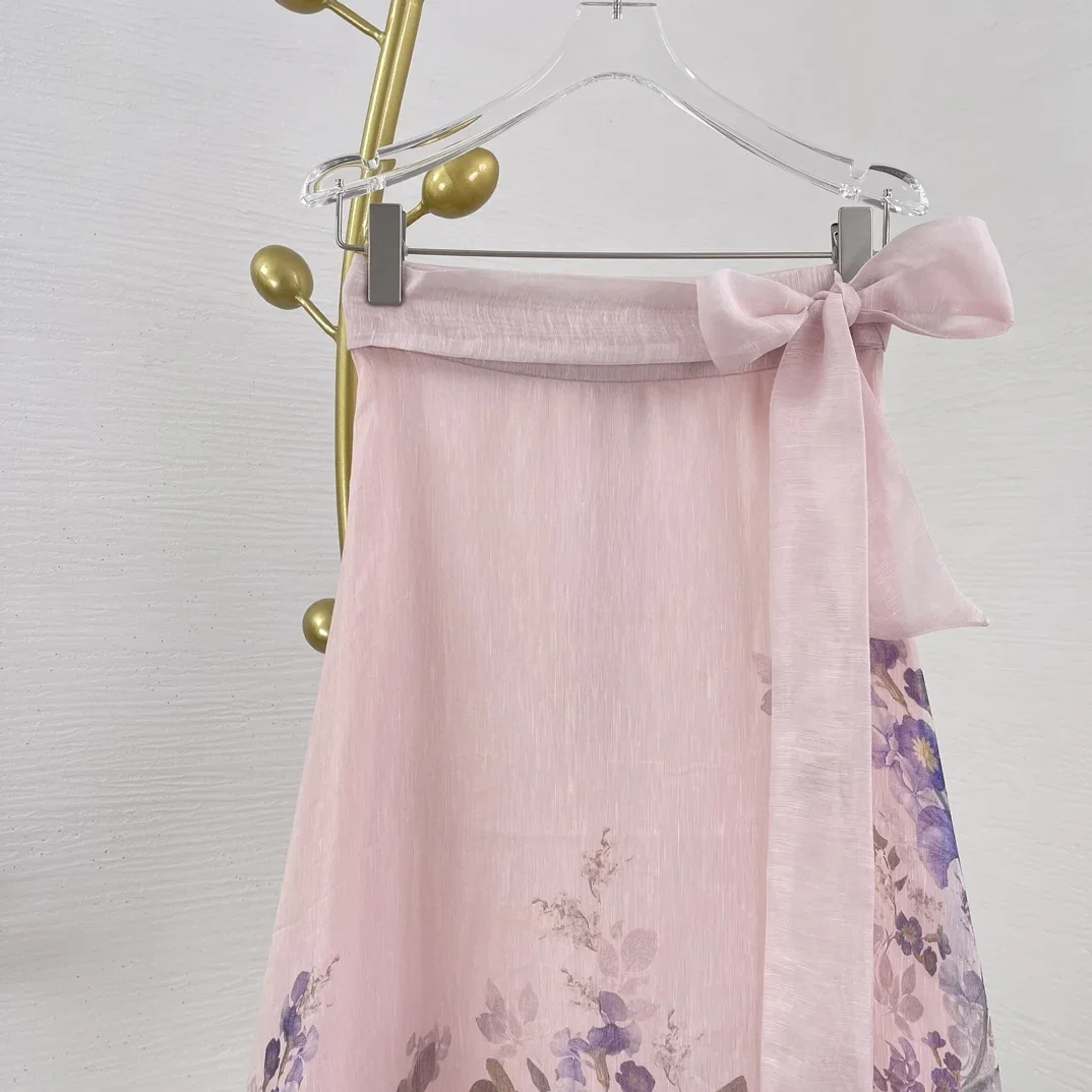 Suitable for All Season 2025 High Quality Violet Irises Floral Print Midi Skirt
Suitable for All Season 2025 High Quality Violet Irises Floral Print Midi Skirt