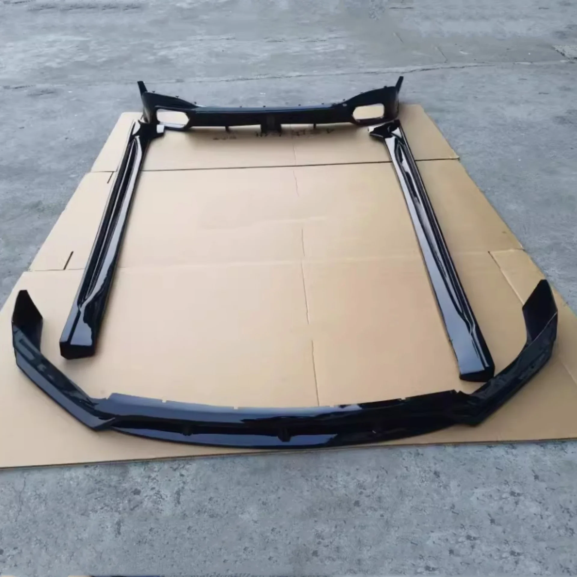 Front Lip Rear Spoiler Side Skirt for Hongqi Red Flag H5 2018-2022 Convert Sport Body Kit Car Accessories
Front Lip Rear Spoiler Side Skirt for Hongqi Red Flag H5 2018-2022 Convert Sport Body Kit Car Accessories