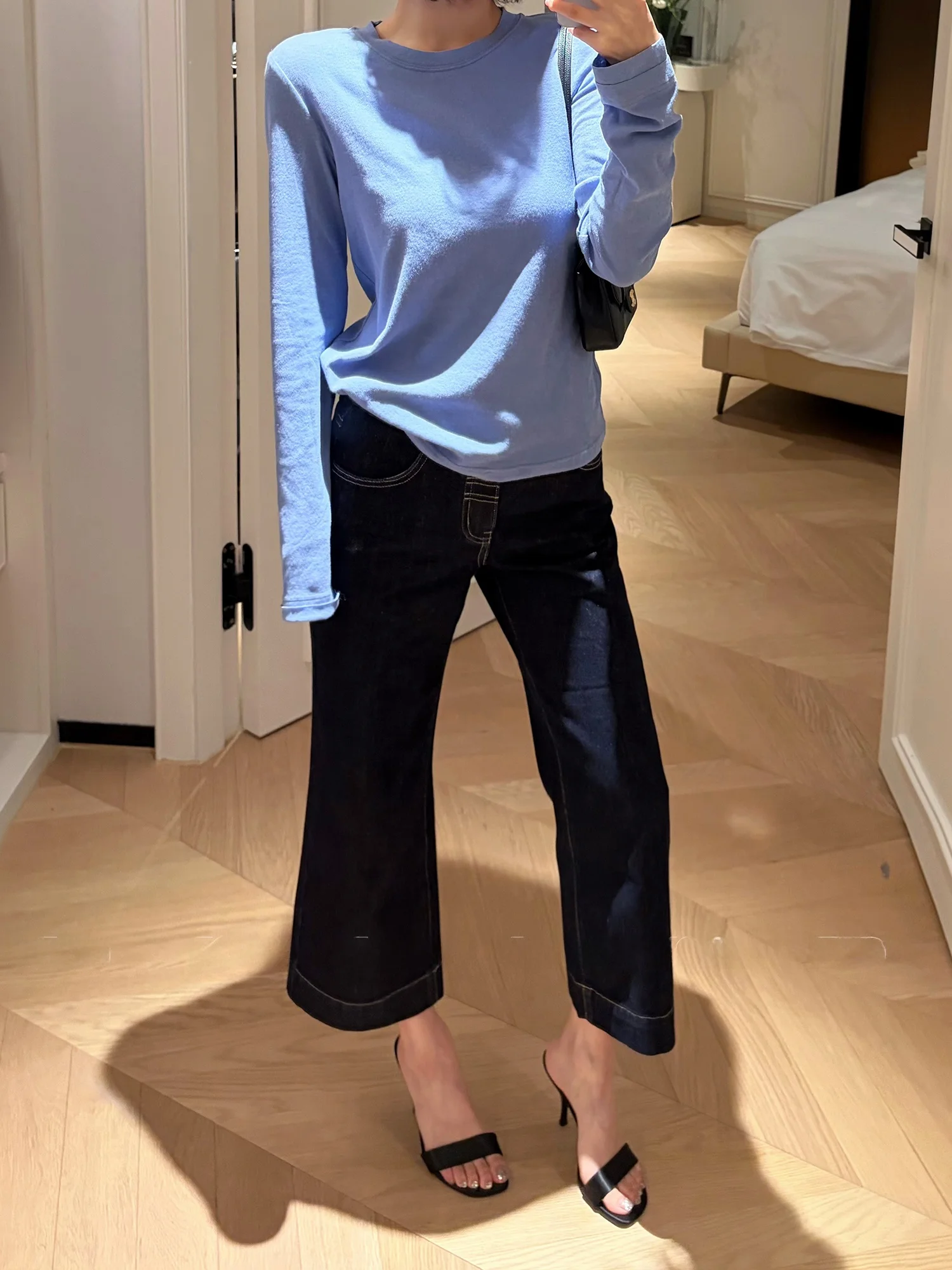 FORNIYOYO High Waist Washed Original Color Fashion Slimming Casual Nine-Piece Denim Jeans Women's Spring Harvest Bell Bottoms
FORNIYOYO High Waist Washed Original Color Fashion Slimming Casual Nine-Piece Denim Jeans Women's Spring Harvest Bell Bottoms