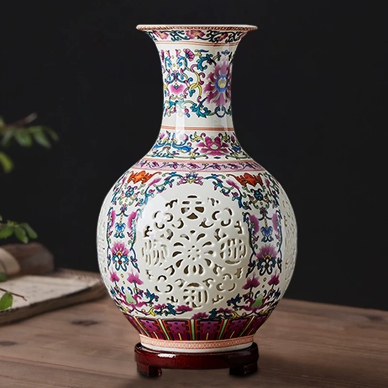 Ceramics Delicate Hollow Vase Antique Imitation Chinese Style Vase Home Decorative Crafts Decoration
Ceramics Delicate Hollow Vase Antique Imitation Chinese Style Vase Home Decorative Crafts Decoration