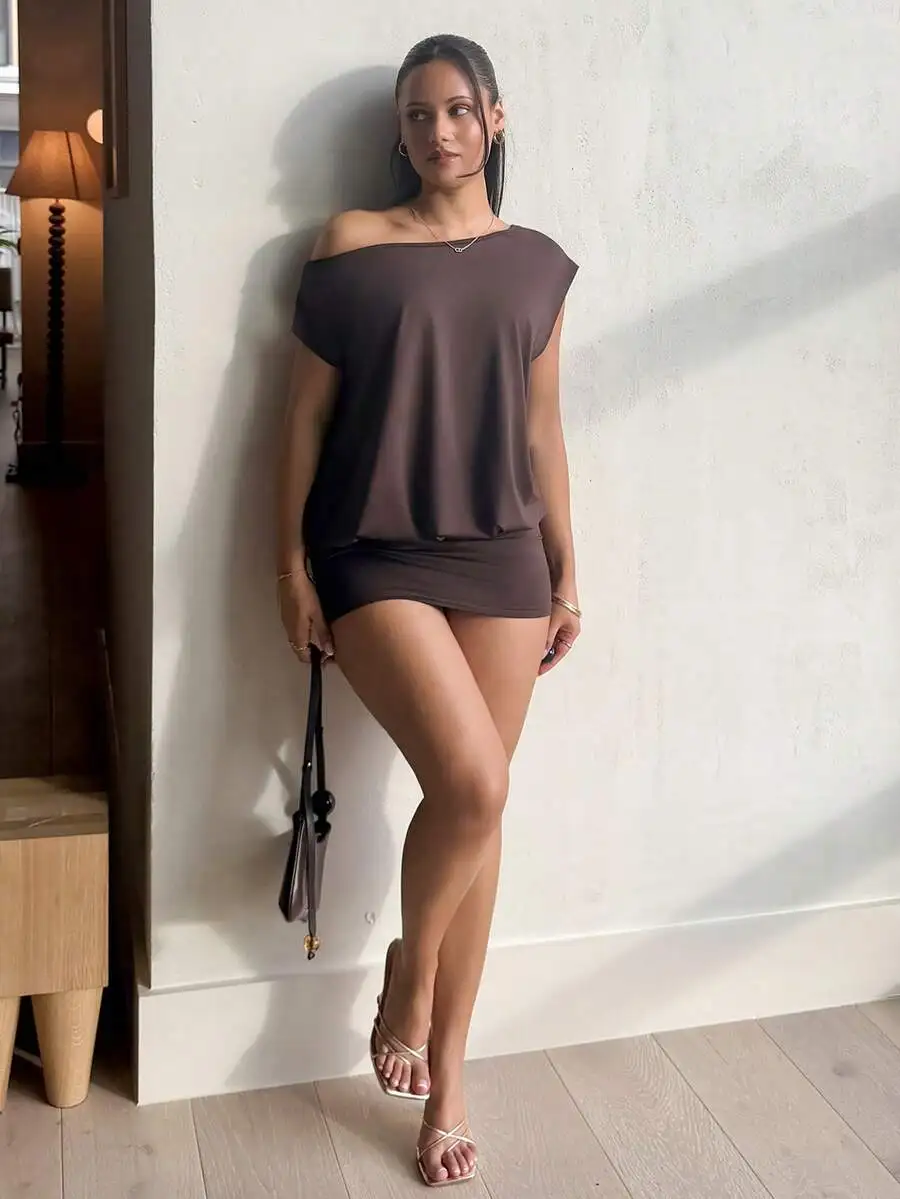 One Shoulder Cutout Short Sleeve Mini Dress Loose Top Tight Bottom Women Casual Fashion
One Shoulder Cutout Short Sleeve Mini Dress Loose Top Tight Bottom Women Casual Fashion