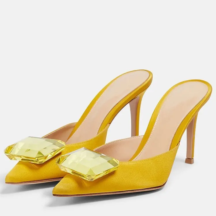 Women's Yellow Suede Mule Pumps Oversized Crystal Embellishment Stiletto Heel Bold Glam Style for Cocktail Parties Fashion Event
Women's Yellow Suede Mule Pumps Oversized Crystal Embellishment Stiletto Heel Bold Glam Style for Cocktail Parties Fashion Event