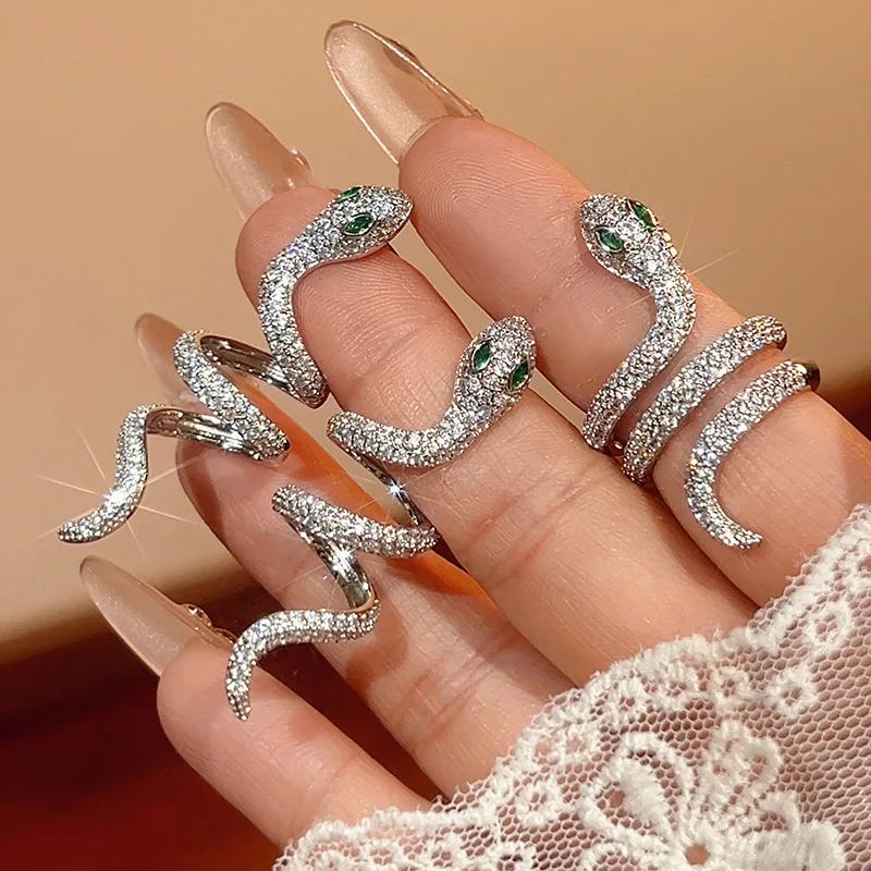 Jewelry Set Decorative Earrings Rings Snake Design High-end Luxury Super Shiny Zircon Women's Wholesale
Jewelry Set Decorative Earrings Rings Snake Design High-end Luxury Super Shiny Zircon Women's Wholesale