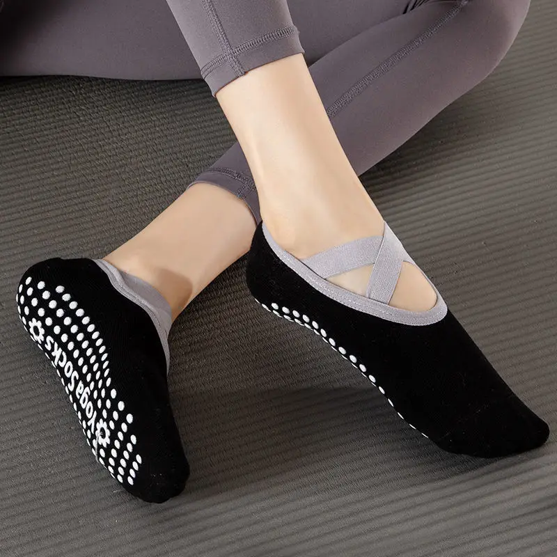 Women Professional Pilates Socks Anti-Slip Breathable Backless Yoga Socks Ankle Ladies Ballet Dance Sports Socks for Fitness Gym
Women Professional Pilates Socks Anti-Slip Breathable Backless Yoga Socks Ankle Ladies Ballet Dance Sports Socks for Fitness Gym