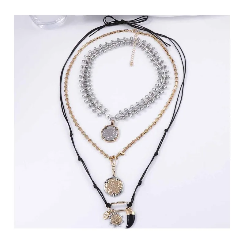 Personalized Trend Wind Multi-layer Stacked Chain Geometric Alloy Badge Pendant Necklace Cool Girl Style
Personalized Trend Wind Multi-layer Stacked Chain Geometric Alloy Badge Pendant Necklace Cool Girl Style
