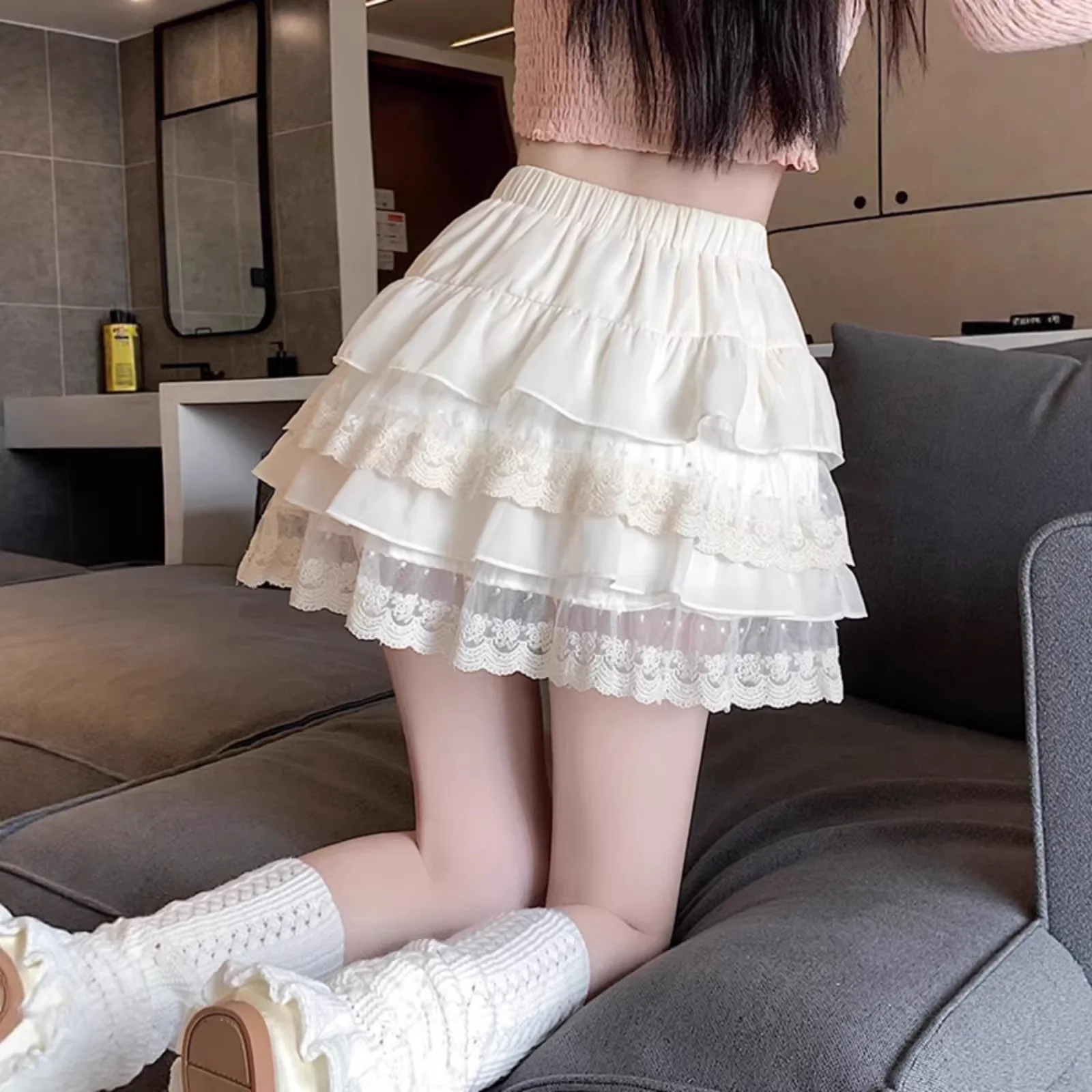 2026 Summer New White Lace Tiered Skirt Women High Waist Slim A-line Mini Skirt Cute Princess Flowy Short Skirt
2026 Summer New White Lace Tiered Skirt Women High Waist Slim A-line Mini Skirt Cute Princess Flowy Short Skirt