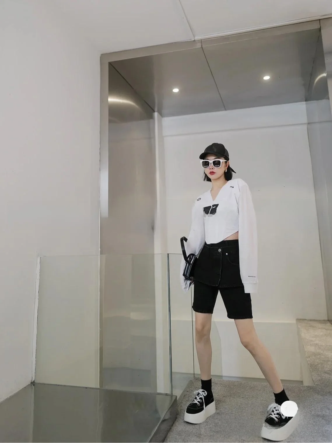 Casual Commute Long Sve V-Ne T-irt Letter Waist-Cinching Fibone Design Top for Women Spring Autumn Korean Sle
Casual Commute Long Sve V-Ne T-irt Letter Waist-Cinching Fibone Design Top for Women Spring Autumn Korean Sle