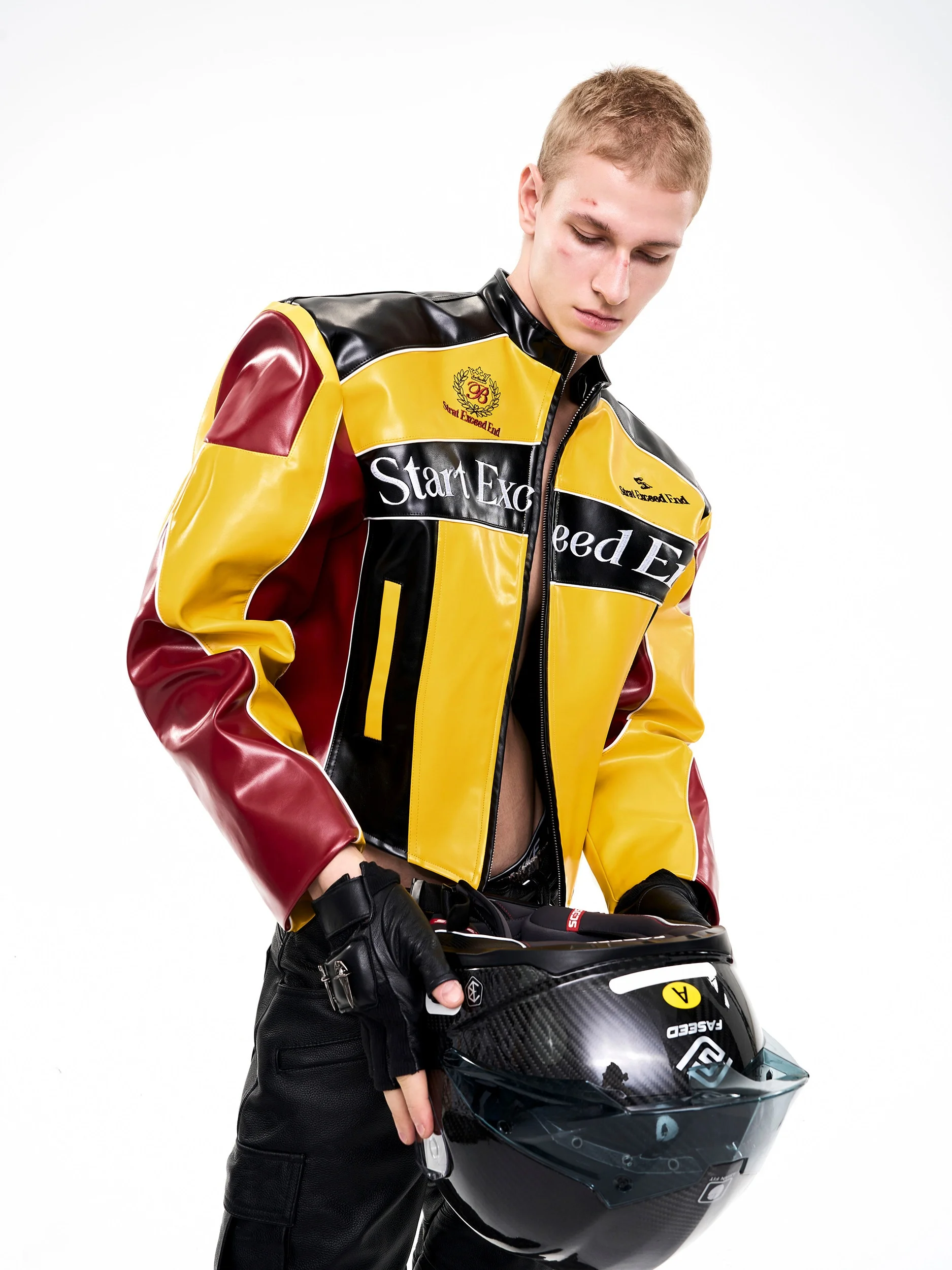 Design Biker Jacket Men's Short Stand Collar Leather Coat Autumn Winter Embroidery Logo Fashionable Youth PU Material
Design Biker Jacket Men's Short Stand Collar Leather Coat Autumn Winter Embroidery Logo Fashionable Youth PU Material