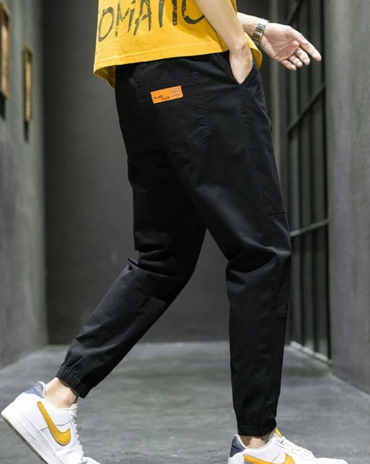 Men's Casual Pants Drawstring Summer Male Trousers Sweatpants Solid Color Fitness Pants Jogging Fitness Cargo Pants Streetwear
Men's Casual Pants Drawstring Summer Male Trousers Sweatpants Solid Color Fitness Pants Jogging Fitness Cargo Pants Streetwear