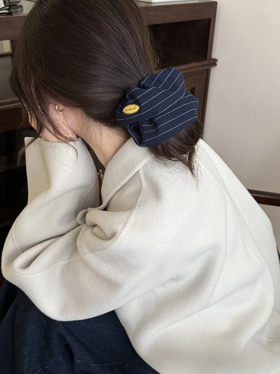 Durable Women's High Elastici Stripe Large Intestine Hair Ties Tail Elastic Band New 2025 Faion Hair Accories
Durable Women's High Elastici Stripe Large Intestine Hair Ties Tail Elastic Band New 2025 Faion Hair Accories