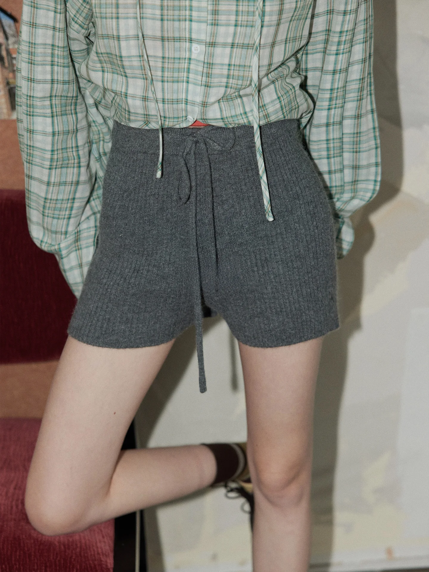 BMLT Korean Style High Waist Knitted Shorts Women's Deep Grey Casual Pants Spring New Design Night Tour Leisure Trousers
BMLT Korean Style High Waist Knitted Shorts Women's Deep Grey Casual Pants Spring New Design Night Tour Leisure Trousers