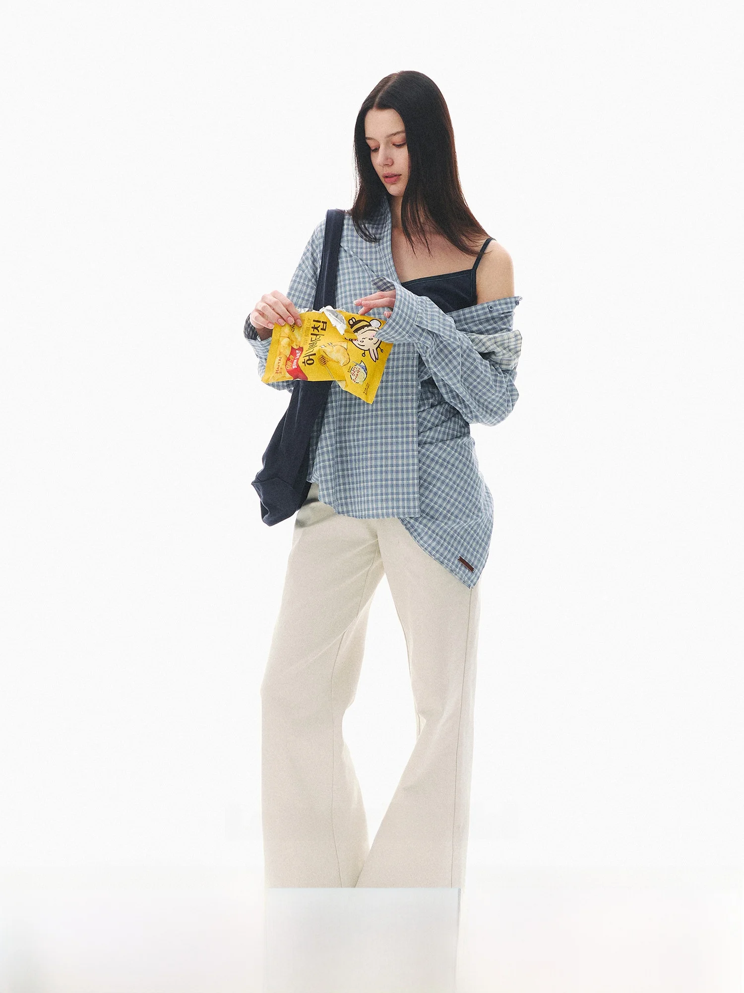 LaluneDuCiel Casual Loose Wide Leg Pants Women's mid Low Waist Straight Cut Two-Way Wear Lazy Style Cotton Blend Trousers
LaluneDuCiel Casual Loose Wide Leg Pants Women's mid Low Waist Straight Cut Two-Way Wear Lazy Style Cotton Blend Trousers