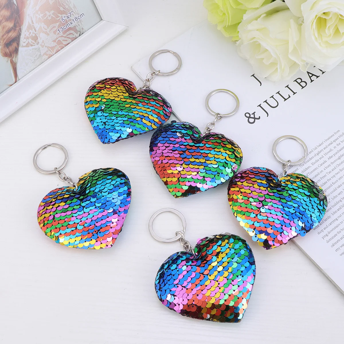 5pcs Heart Shaped Keychain Decors Fashion Shiny Pendants Party Gifts Sequined Hanging Ornament for Birthday Carnival Colorful
5pcs Heart Shaped Keychain Decors Fashion Shiny Pendants Party Gifts Sequined Hanging Ornament for Birthday Carnival Colorful