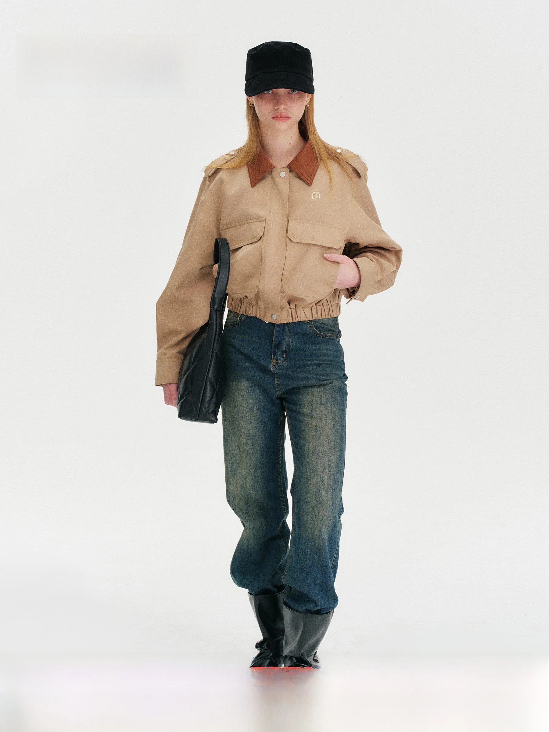 Retro Amee Short Kaki Leather Patchwork Jacket Slimming Concealing Box Workwear Outerwear Women's Fashion Spring Collection
Retro Amee Short Kaki Leather Patchwork Jacket Slimming Concealing Box Workwear Outerwear Women's Fashion Spring Collection