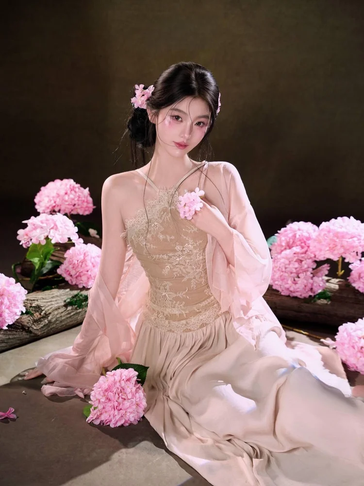 New 2026 Photography Studio Theme Soft Cool High-End Oil Painting Style Dress Photography Costume Gentle Photography Studio
New 2026 Photography Studio Theme Soft Cool High-End Oil Painting Style Dress Photography Costume Gentle Photography Studio