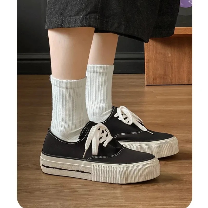 Men's new comfortable, fashionable and versatile canvas shoes
Men's new comfortable, fashionable and versatile canvas shoes