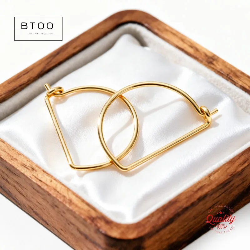 14K Gold Filled Arch Beading Hoop Earrings Crescent Moon Shape D-Shape Available in 16mm 22.5mm 27mm 32mm Sizes
14K Gold Filled Arch Beading Hoop Earrings Crescent Moon Shape D-Shape Available in 16mm 22.5mm 27mm 32mm Sizes
