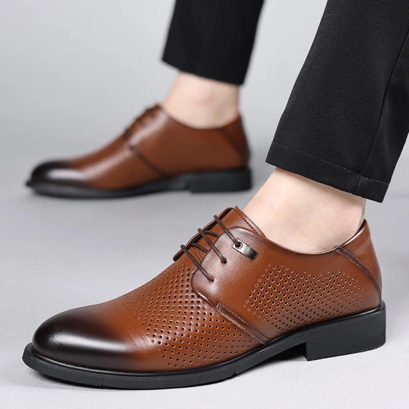 Outdoor Men Shoes 3-6cm Height Increasing Leather Shoes High Quality Casual Hollow Out Leather Footwear Men Business Dress Shoes
Outdoor Men Shoes 3-6cm Height Increasing Leather Shoes High Quality Casual Hollow Out Leather Footwear Men Business Dress Shoes