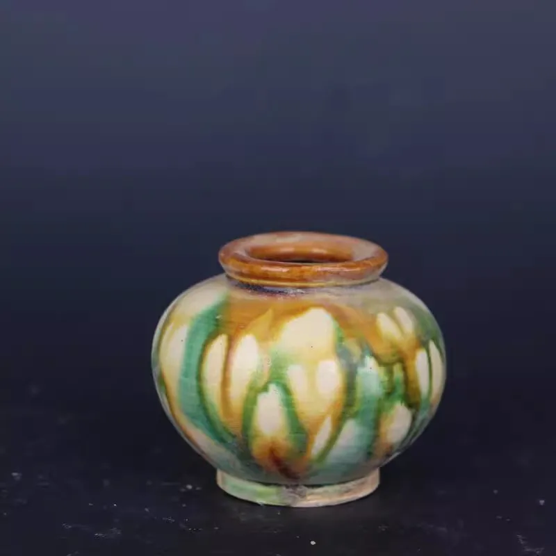 Chinese modern exquisite handicraft Tang Tri-Color Glazed Porcelain Jar Green Spots Pot 3.35 inch
Chinese modern exquisite handicraft Tang Tri-Color Glazed Porcelain Jar Green Spots Pot 3.35 inch