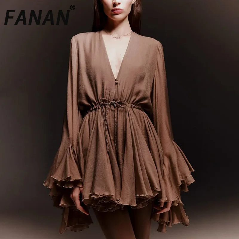 FANAN Elegant Linen Gathered Waist Dress Women's V Neck Flare Sleeve Mini Ruffles Dresses Office Lady Clothing 2025 Summer New
FANAN Elegant Linen Gathered Waist Dress Women's V Neck Flare Sleeve Mini Ruffles Dresses Office Lady Clothing 2025 Summer New