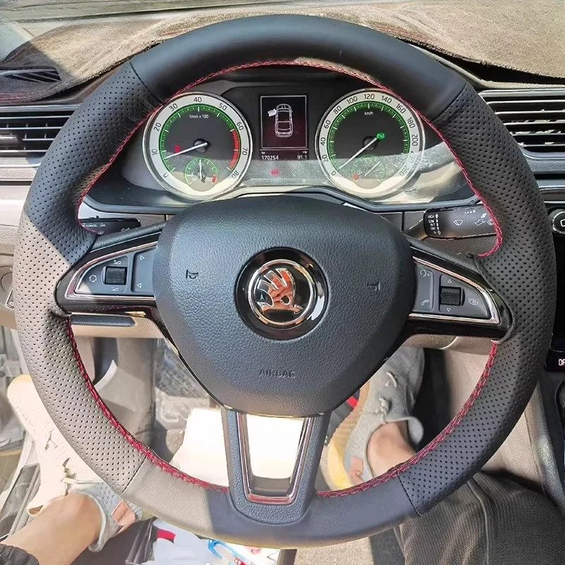 Чехол на руль из натуральной кожи ручной работы для Skoda Fabia, Citigo, Karoq, Rapid, Scala, Octavia, Superb, Yeti 2013-2019 годов выпуска
Чехол на руль из натуральной кожи ручной работы для Skoda Fabia, Citigo, Karoq, Rapid, Scala, Octavia, Superb, Yeti 2013-2019 годов выпуска